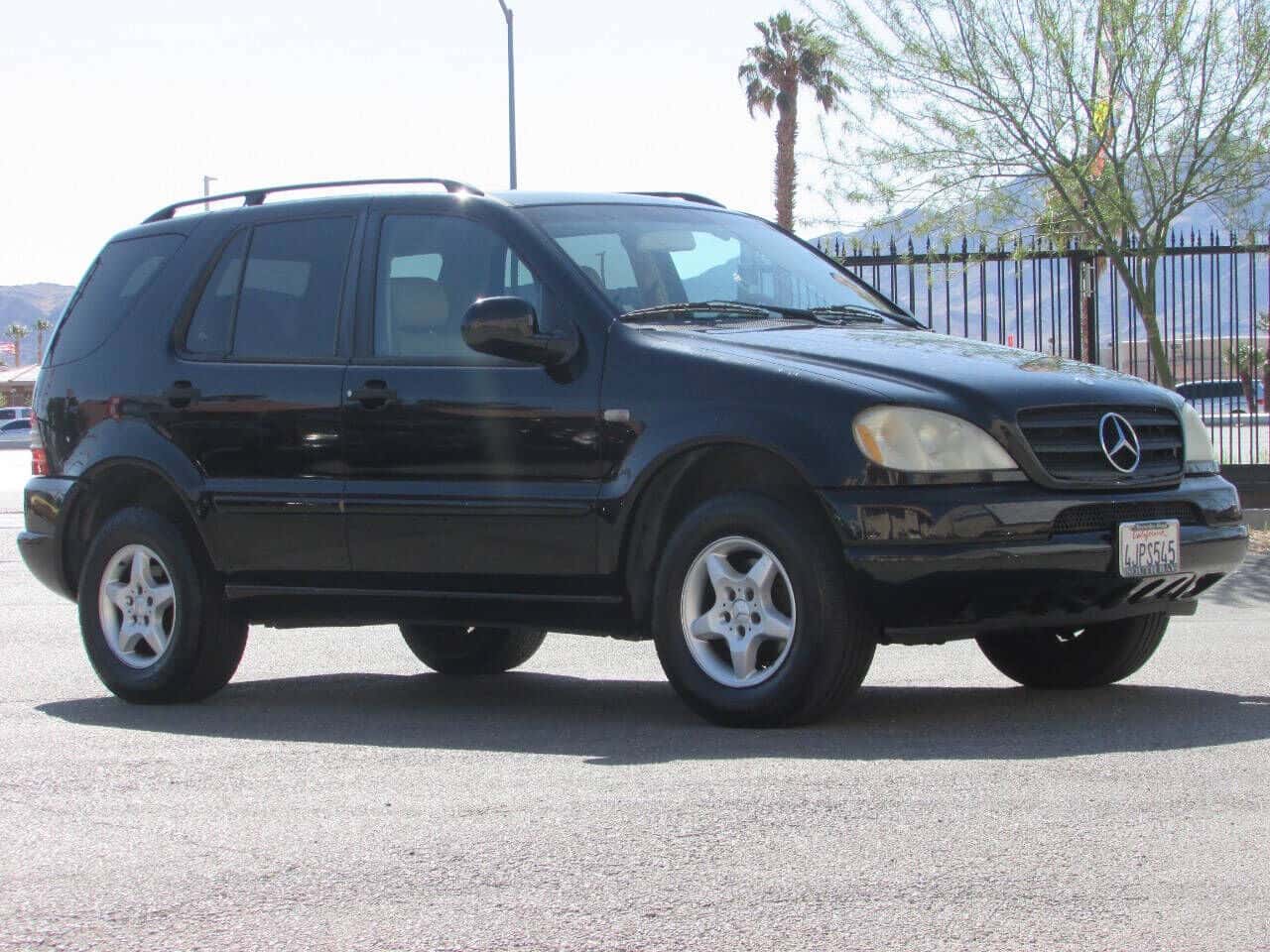 2000 Mercedes-Benz M-Class ML 320